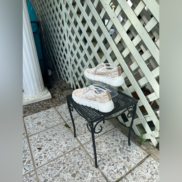 Free People Catch Me If You Can Sneakers - Picture 7 of 9